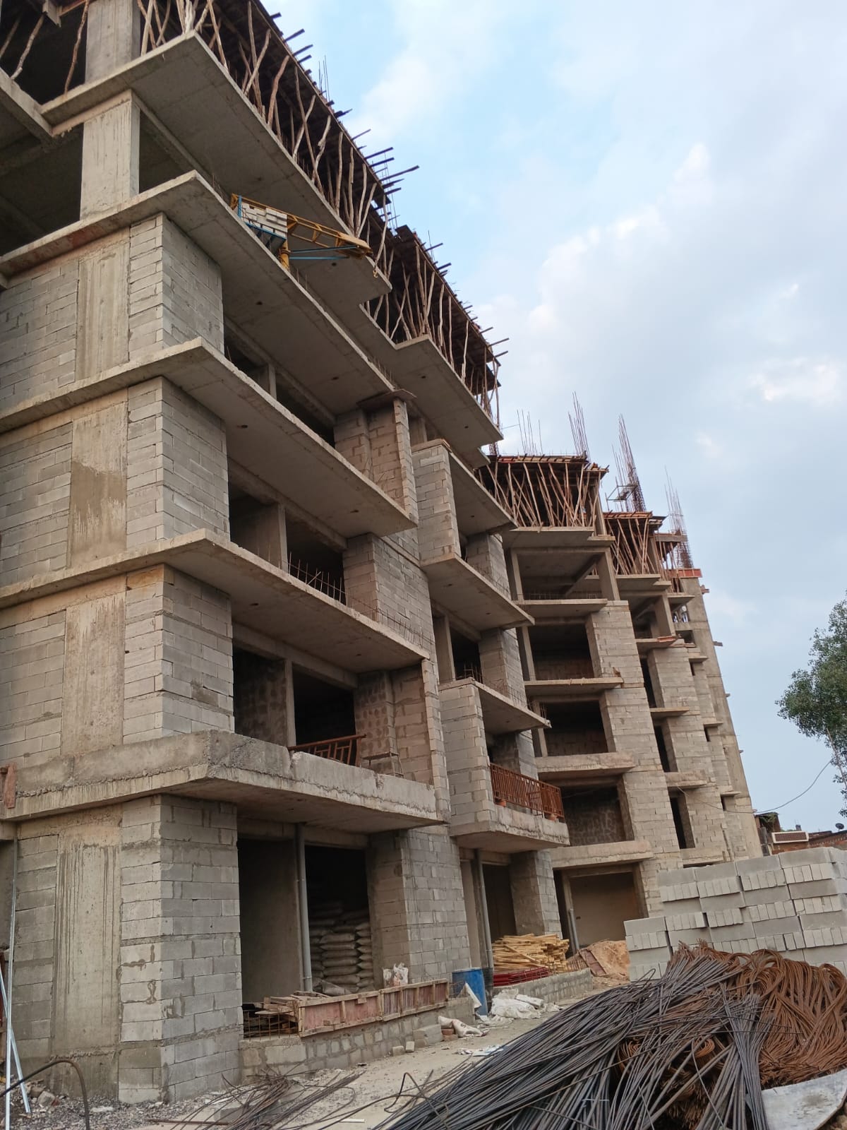 MAHALAKSHMI APARTMENTS